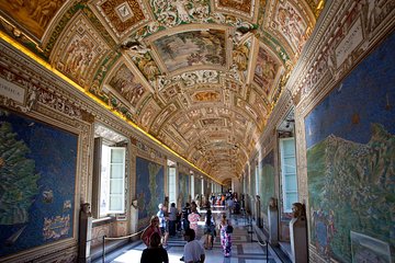 Skip the Line Vatican & Sistine Chapel Tour with Basilica Entry