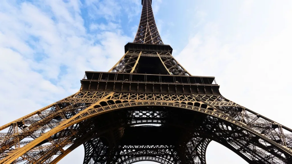 Tips for Visiting the Eiffel Tower